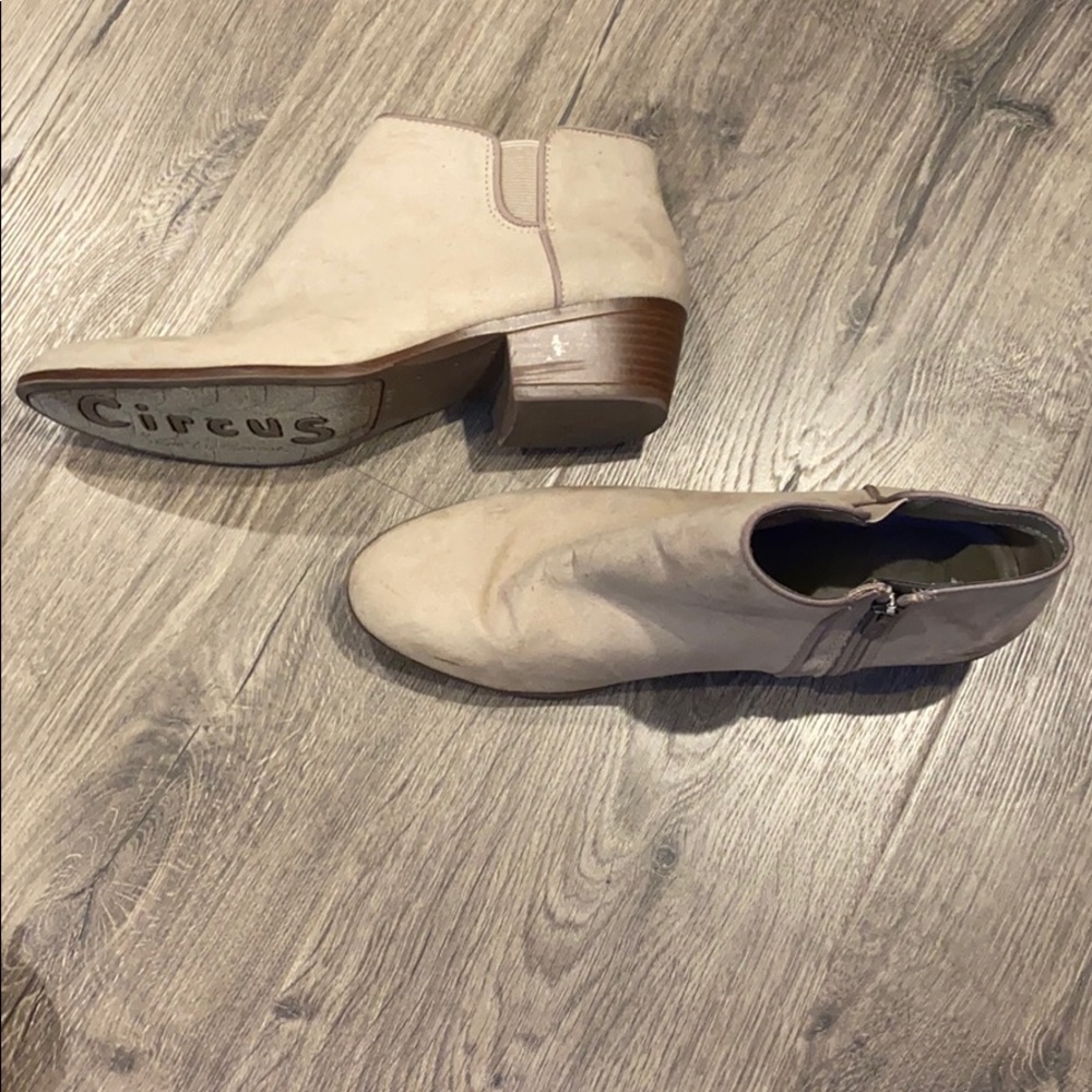 booties